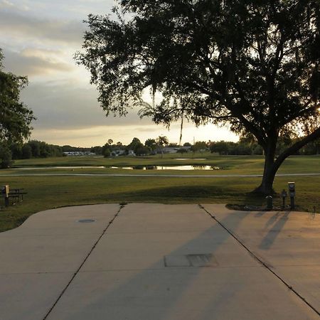 Clerbrook Golf & Rv Resort Caravan Park Clermont Exterior photo